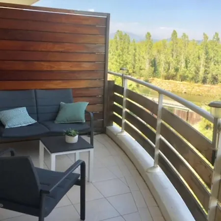 1 Bedroom - Siagne River View 아파트