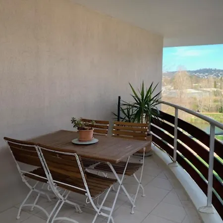 1 Bedroom - Siagne River View * Мандельё-ла-Напуль